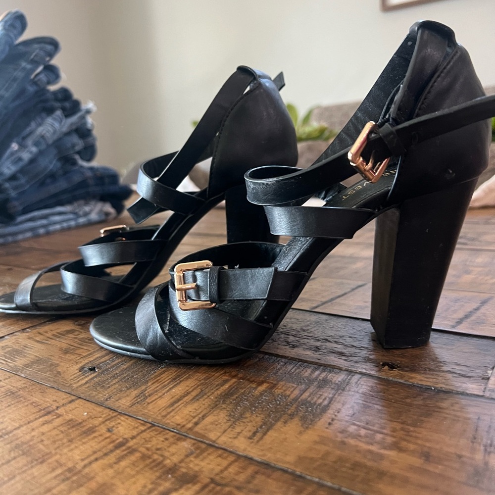 Nine West